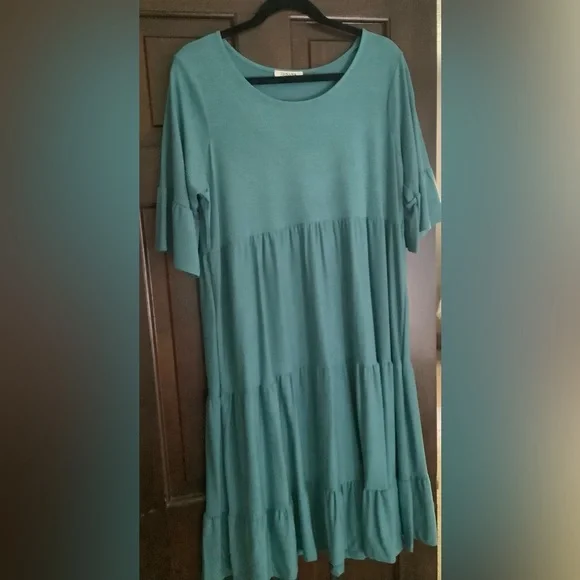 Zenana tired dress with ruffle sleeves. Size XL Dusty Teal - Picture 3 of 4